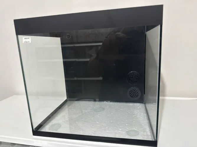 Aquário cubo fundo preto marinho ou água doce com sump de filtragem novo
