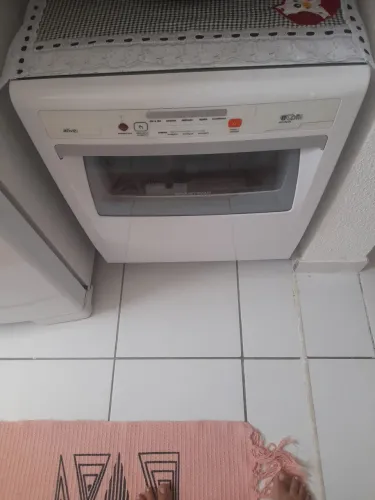 Maquina de lavar louça 8 serviços 