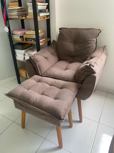 Kit poltrona + apoio para pés 