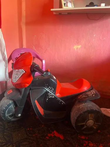 Moto elétrica infantil