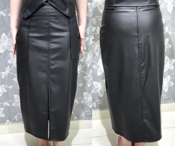 Saia mid forrada com cinto removível e bolsos, seminova