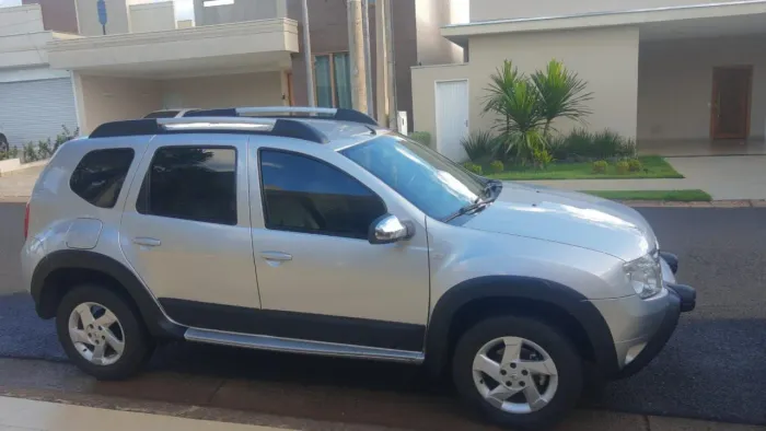 Renault Duster Dynamique 2.0 Hi-flex 16V Aut. 2012