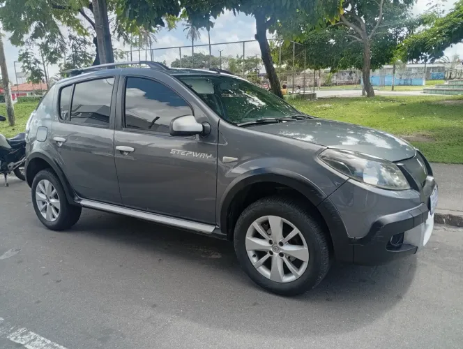 Renault Sandero Stepway Hi-flex 1.6 16V 5P 2012