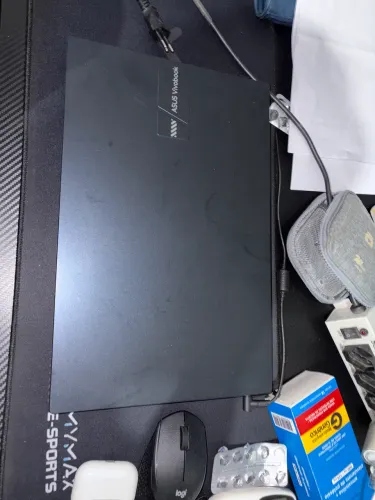 Notebook Asus Vivobook 15, Intel Core i5 1235U, 16GB, 512GB SSD, Tela de 15,6, Quiet Blue 