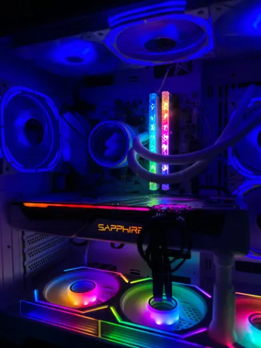 RX 5700 XT Sapphire Nitro+ 8GB GDDR6 | Triple Fan | Excelente Estado