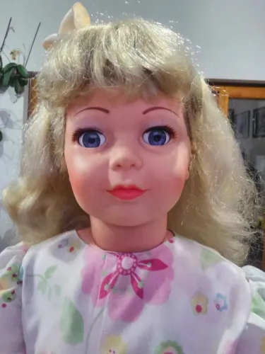 Boneca Amiguinha Década 70.