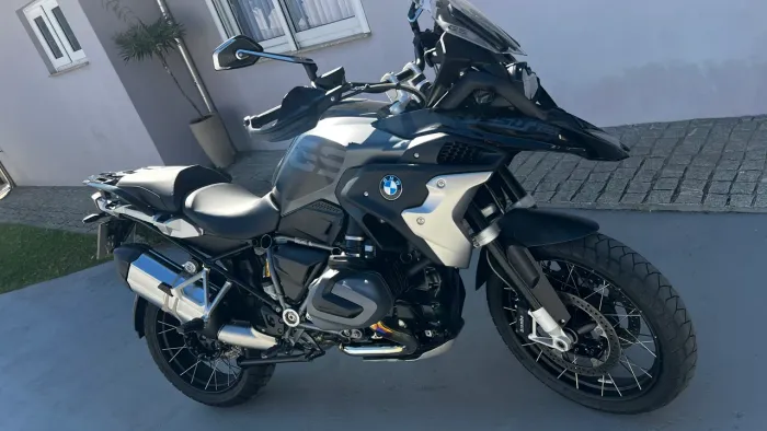 BMW GS 1250 Triple Black