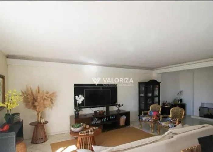 Casa com 4 quartos para alugar, 197 m² por R$ 11.410/mês - Jardim Pagliato - Sorocaba/SP