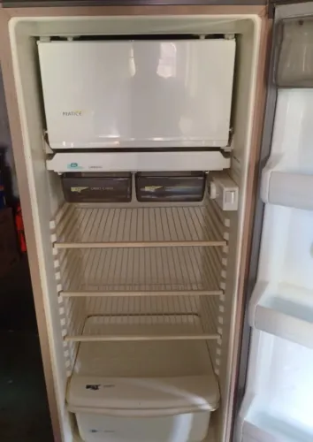 Geladeira Consul 300 l