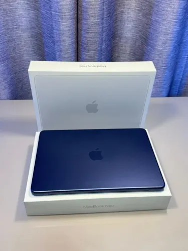 Macbook Neo  - 2026 (A18/8g/256g) Cor Indigo - Novo