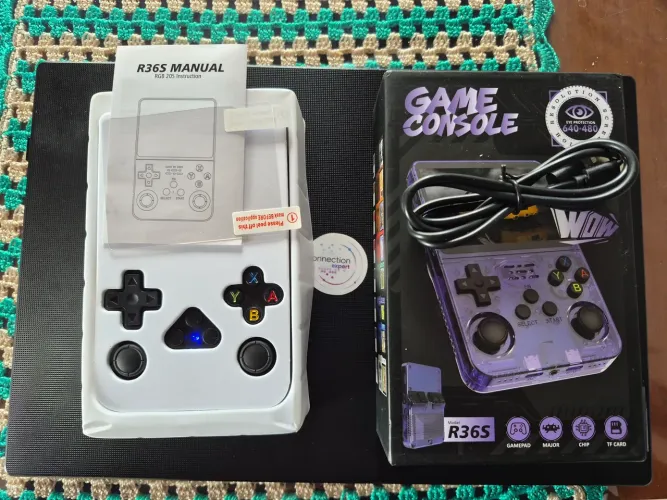 Vendo Game Console R36S