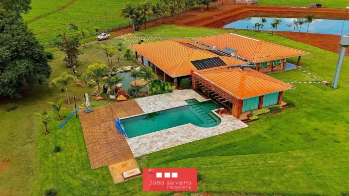 Fazenda para Venda em Formosa, 14 dormitórios, 9 suítes