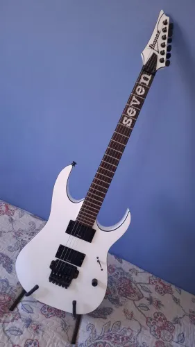 Guitarra ibanez mtm 20
