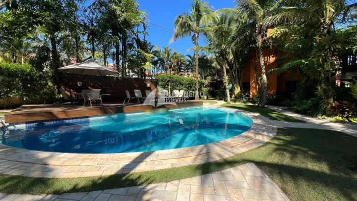 Casa em condomínio à venda em Barra do Una! Venha conferir!