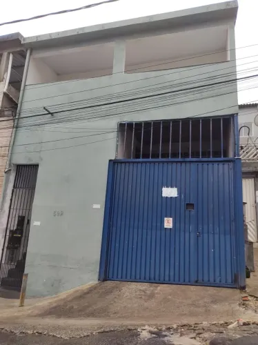 Alugo salão comercial no Areião
