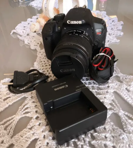 Câmera Canon T5i