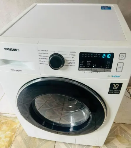 Máquina lavar e seca 11,2 kg Inverter