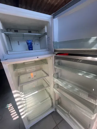 Geladeira Frost Free Brastemp 