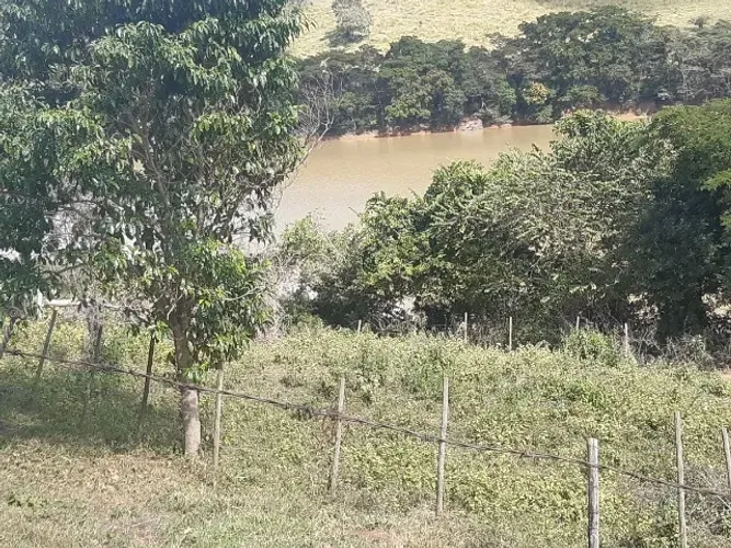 Terreno de 996m2 em Raul Soares - Lagoa do Emboque