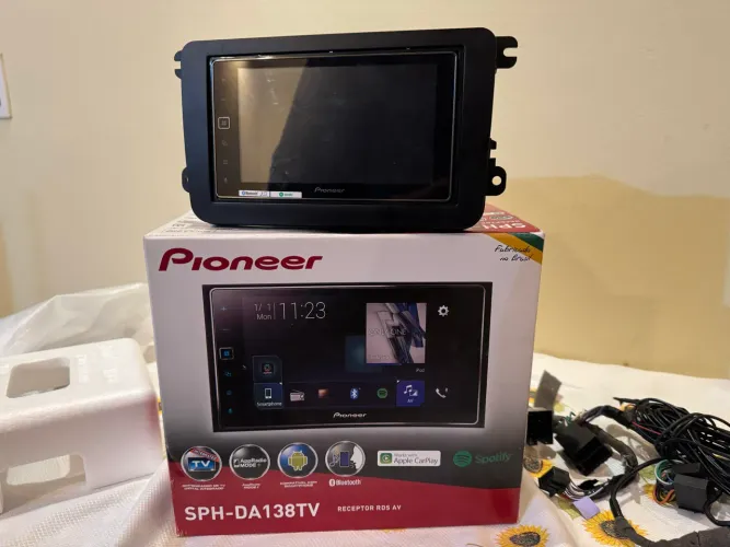 Multimídia Pioneer SPH-DA138TV + Moldura Saveiro G8/Gol G8/Voyage G8