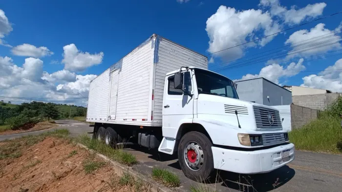 Caminhão Mercedes 1214 truck
