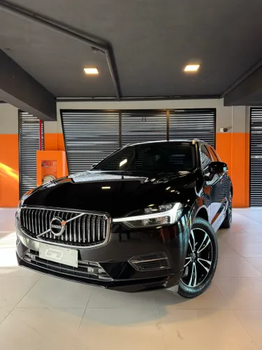 Volvo XC-60 XC 60 T-8 Híbrido Momentum 2.0 5P 2021