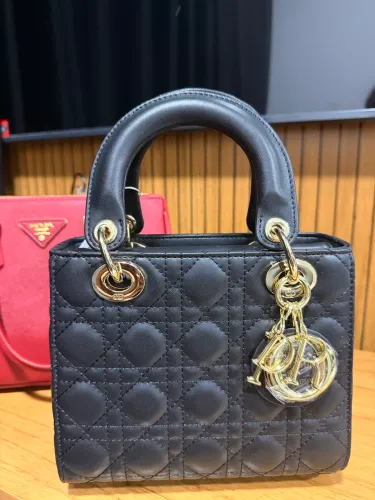 Bolsa Dior preta, alta qualidade 