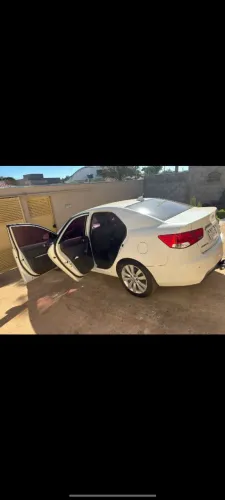 Kia Motors Cerato 1.6 16V Aut. 2013
