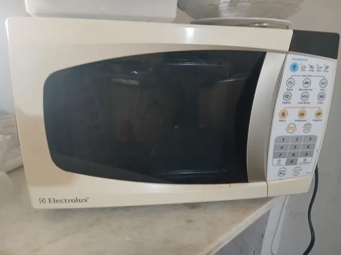Micro-ondas Electrolux 18l