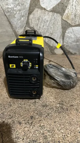 Máquina de solda inversora ESAB Bantam 145i Bivolt 