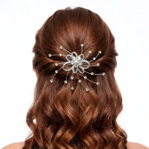 Enfeite de Cabelo Delicado para Penteado de Festa - Flor Estrela de Strass Prata (NOVO)