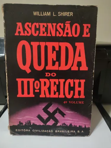 Livro Ascensão e Queda do III Reich"