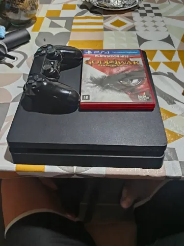 Vendo PS4 Slim 1TB *acompanha jogos*