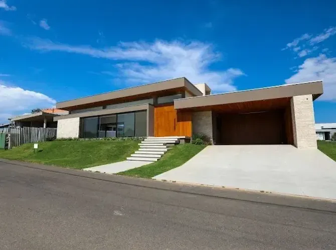 Casa Condomínio Fechado -1 linha