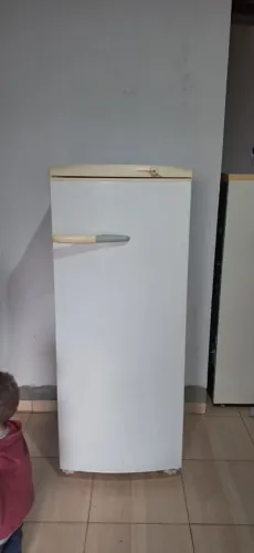 Vendo geladeira