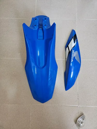 Peças da Honda NXR Bros 160 . Paralama +Asa
