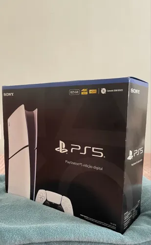 PS5 na caixa 825GB mídia digital - Preto
