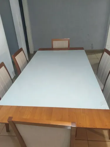 Linda mesa de jantar 8 cadeiras 