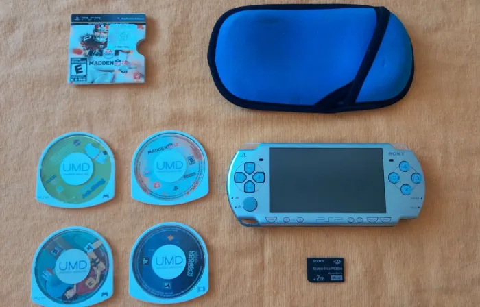 PSP 2001 desbloqueado prata completo