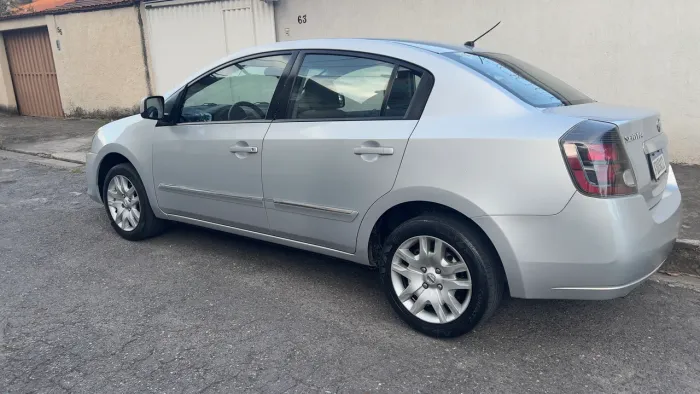 Nissan Sentra 2.0/ 2.0 Flex Fuel 16V Mec. 2013