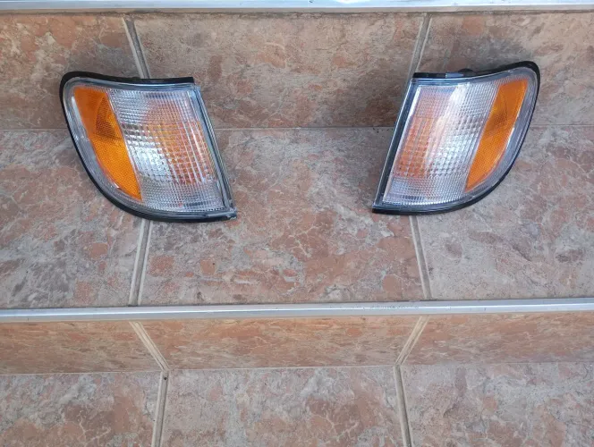 Par de Lanternas dianteiras da Sportage 98/02