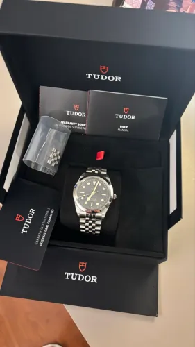 Relógio Tudor Blackbay One 41mm