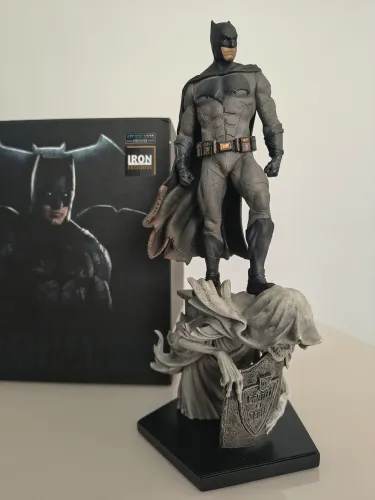 Action Iron Studios Exclusive 1/10 Batman Justice League 1/10 Deluxe
