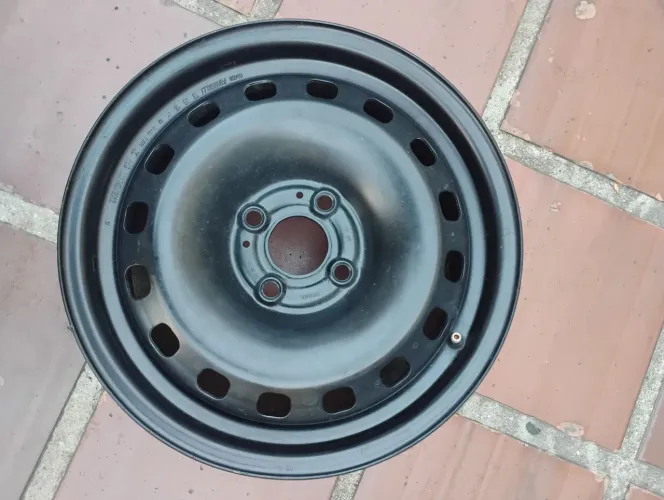 Roda VW Gol/Voyage aro 15 de ferro