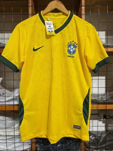 Camisa do Brasil Amarela