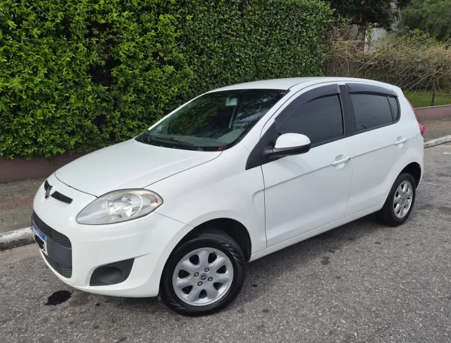 Fiat Palio Attractive 1.0 EVO Fire Flex 8V 5P 2016