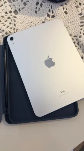 iPad 10 64GB 