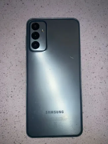 vendo Samsung galax M23, aparelho em ótimo estado de conservação peças originais