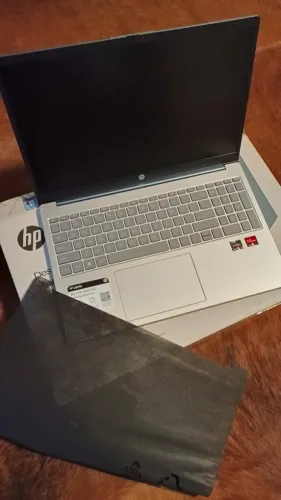 Notbook HP Laptop 15 AMD Ryzen 5 RAM 8GB DDR5 Novo