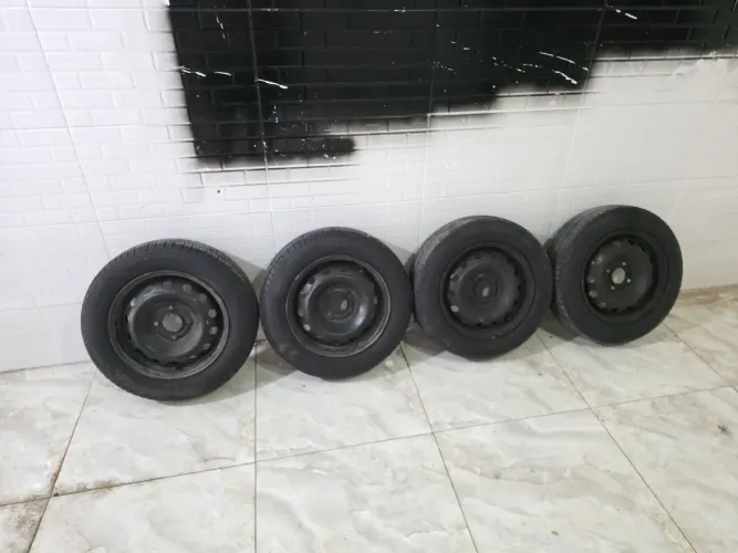 JOGO RODAS 14 4X108 PNEUS NOVOS